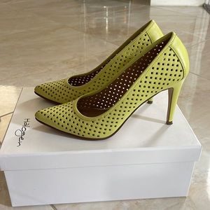 Halogen shoes size 6.5